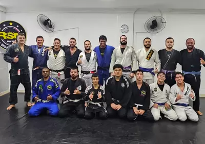 Aula de Jiu jitsu Adulto Noturno